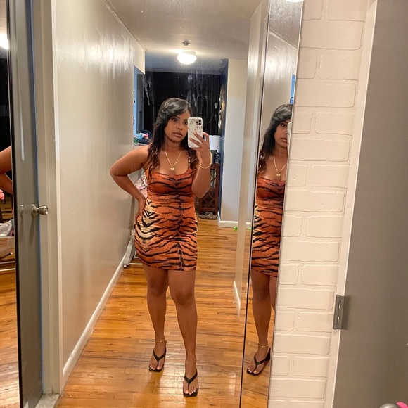 Leopard dress - Picture 4 of 4